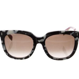 Fendi Oversize Gradient Sunglasses